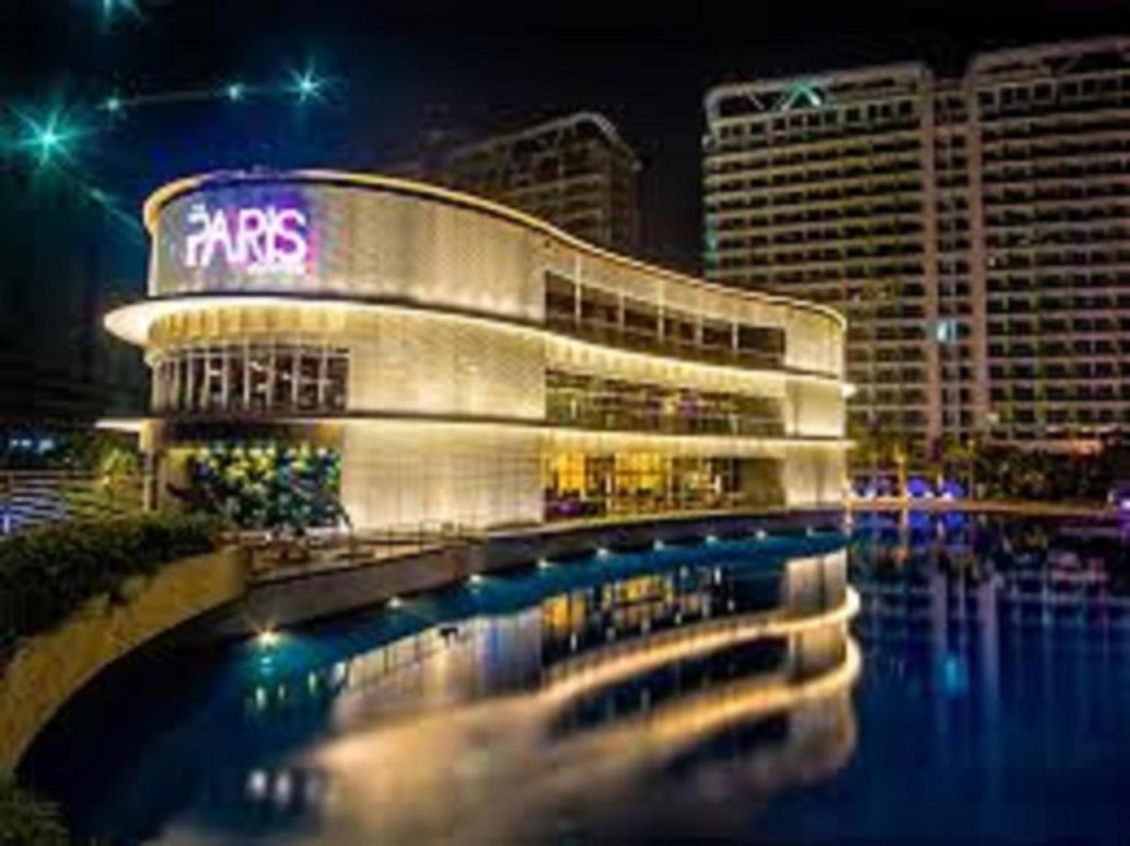 Azure Urban Resort A4 Near Airport Mall With Wavepool Paranaque City Екстер'єр фото